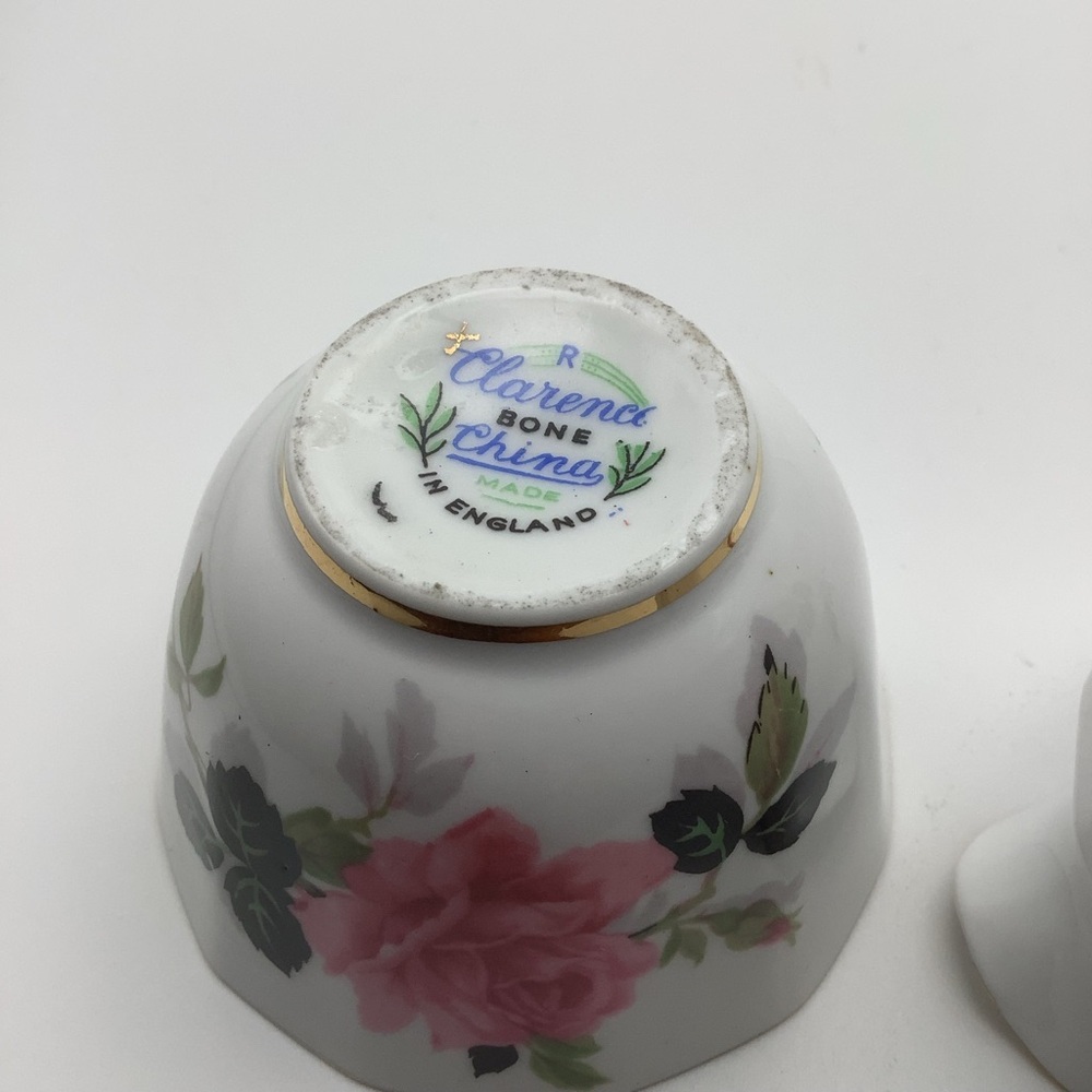 Vintage Clarence England Bone China Roses Creamer and Sugar - Picture 8 of 8